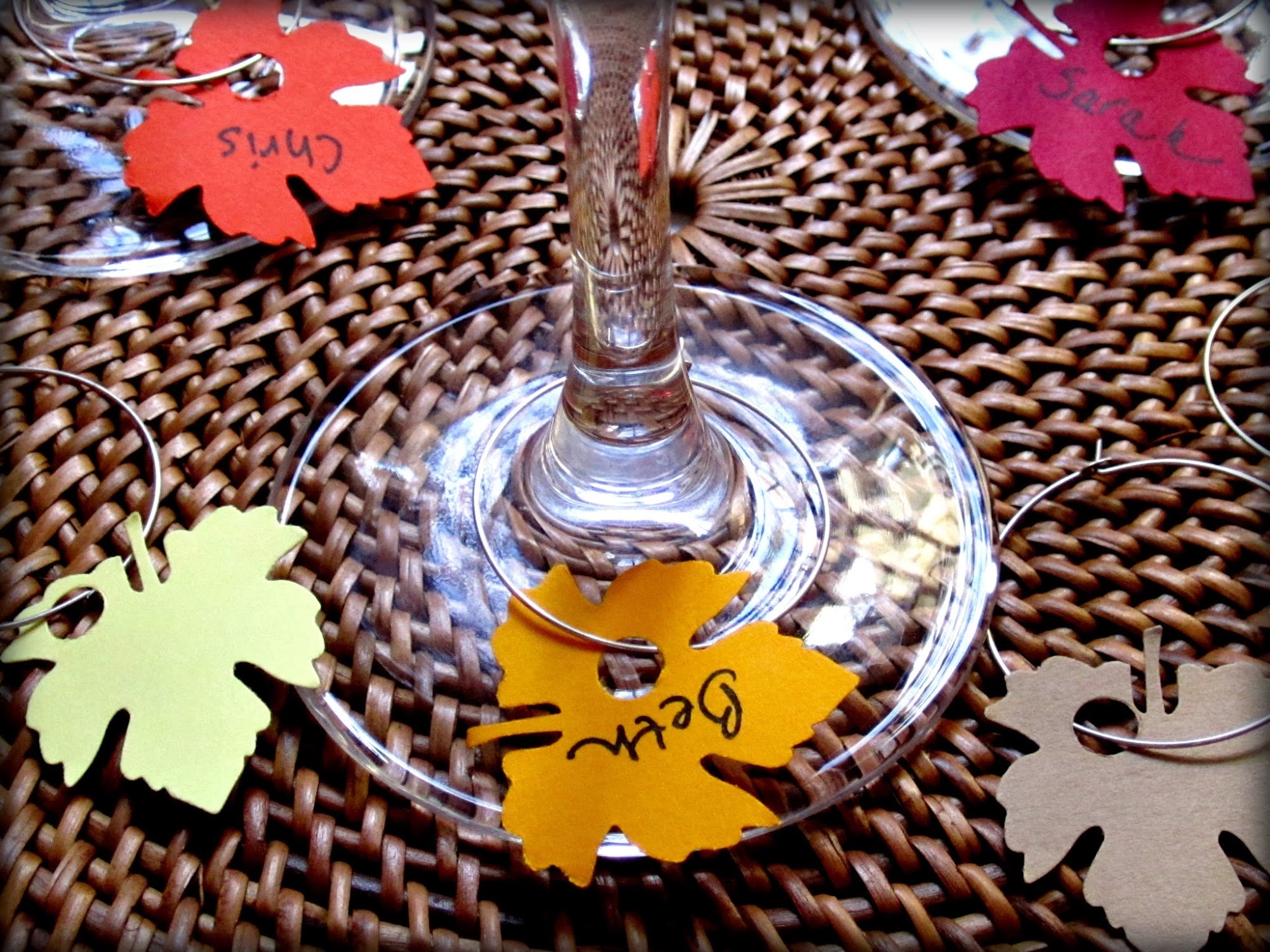 wine glass name tag