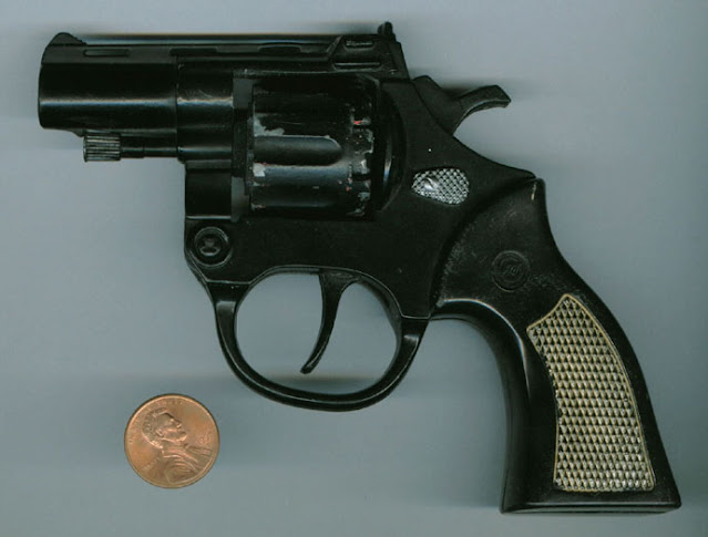 38' Snub Nose Revolver cap gun