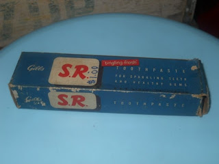 KOLEKSI FITRI BARANG OLD SKOOL: 1955 Gibbs S.R Toothpaste