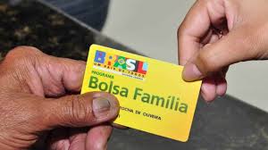 R$ 400 mensal no Bolsa Família pode ser aprovado