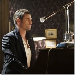 5x03_Ne_Me_Quitte_Pas-Elijah_2