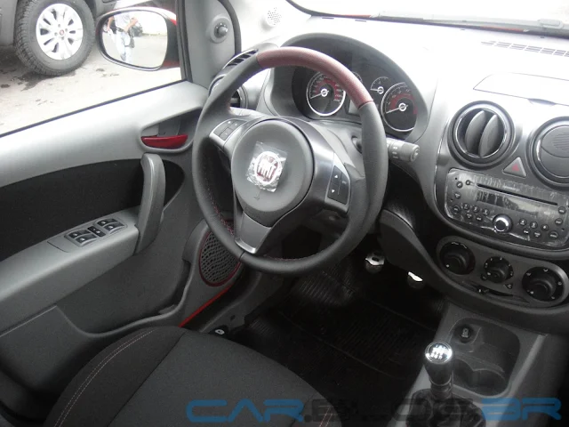 carro Palio Sporting Fiat - por dentro