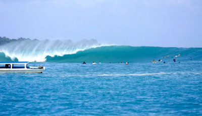 Pantai Sipora Kepulauan Mentawai