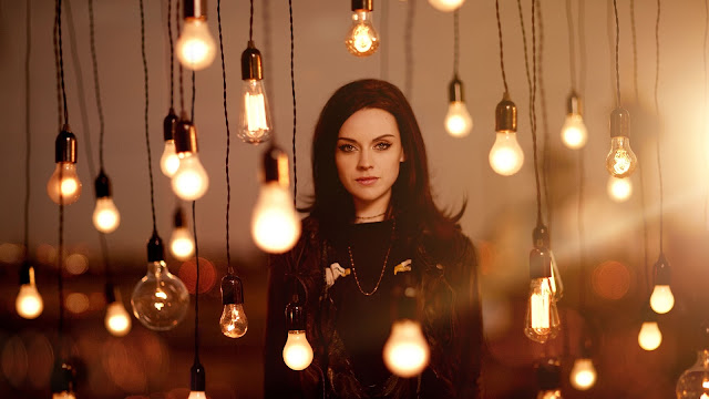 Amy Macdonald HD Wallpaper