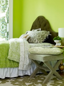 dormitorios con acentos verde