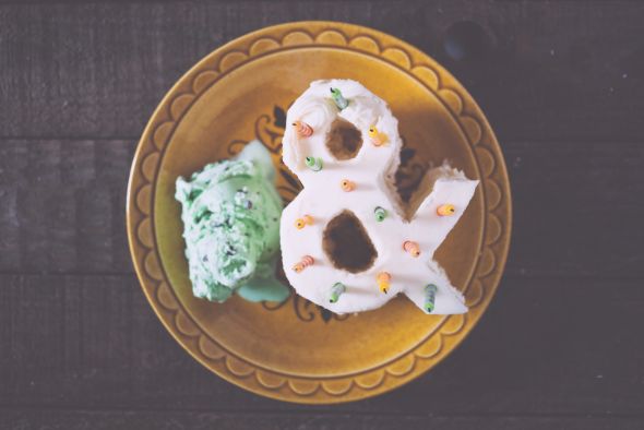 Emily Blincoe photography funny this and that ampersand Ice cream and cake