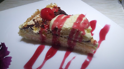 Receta de la tarta de maracuyá con cerezas y chocolate