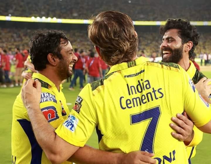 Image of dhoni , Ambati raydu and Ravindra jadeja