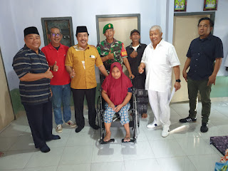 Rachmat Hidayat Tiada Jeda Geber Sumbang Kursi Roda untuk Penyandang Disabilitas di Lombok Tengah dan Mataram