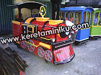 KERETA MINI MALL LOCOMOTIF PANJANG