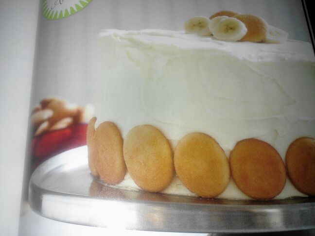 Ade' Knight Books: Banana Pudding Cake by Paula Deen