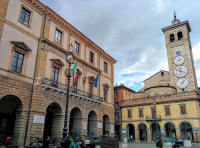 Tolentino - Municipio e Torre dell'Orologio