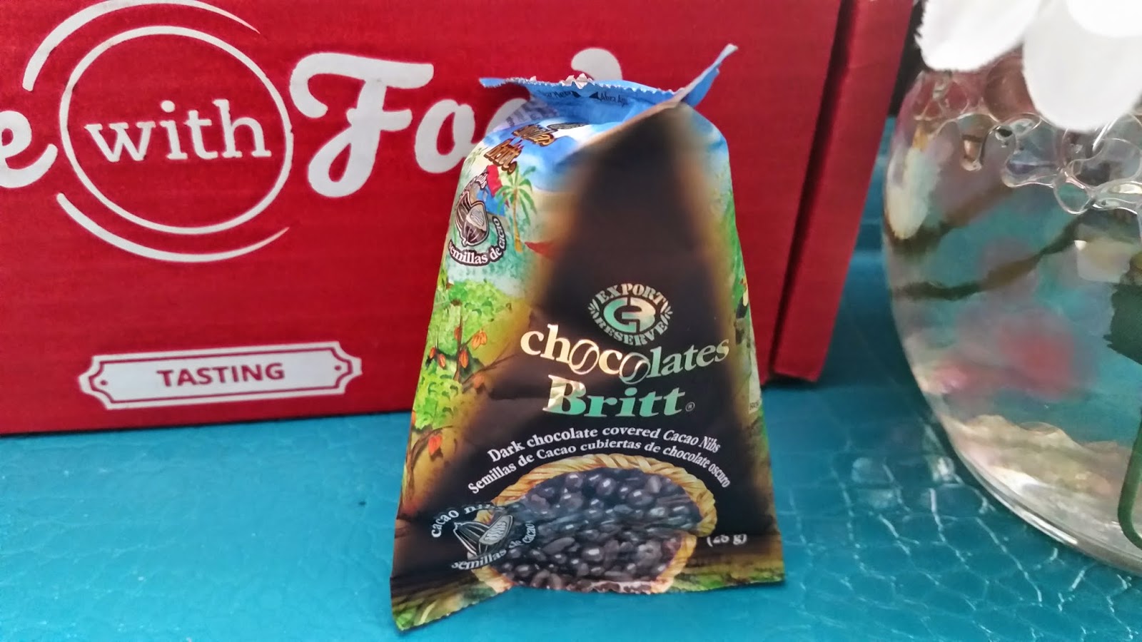 Britt Dark Chocolate Cacao Nibs