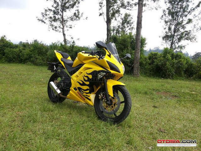 Gambar Modifikasi Yamaha Vixion Model YZF R125 Terbaru