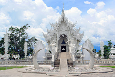 Beautiful Wat Rong Khun Thailand