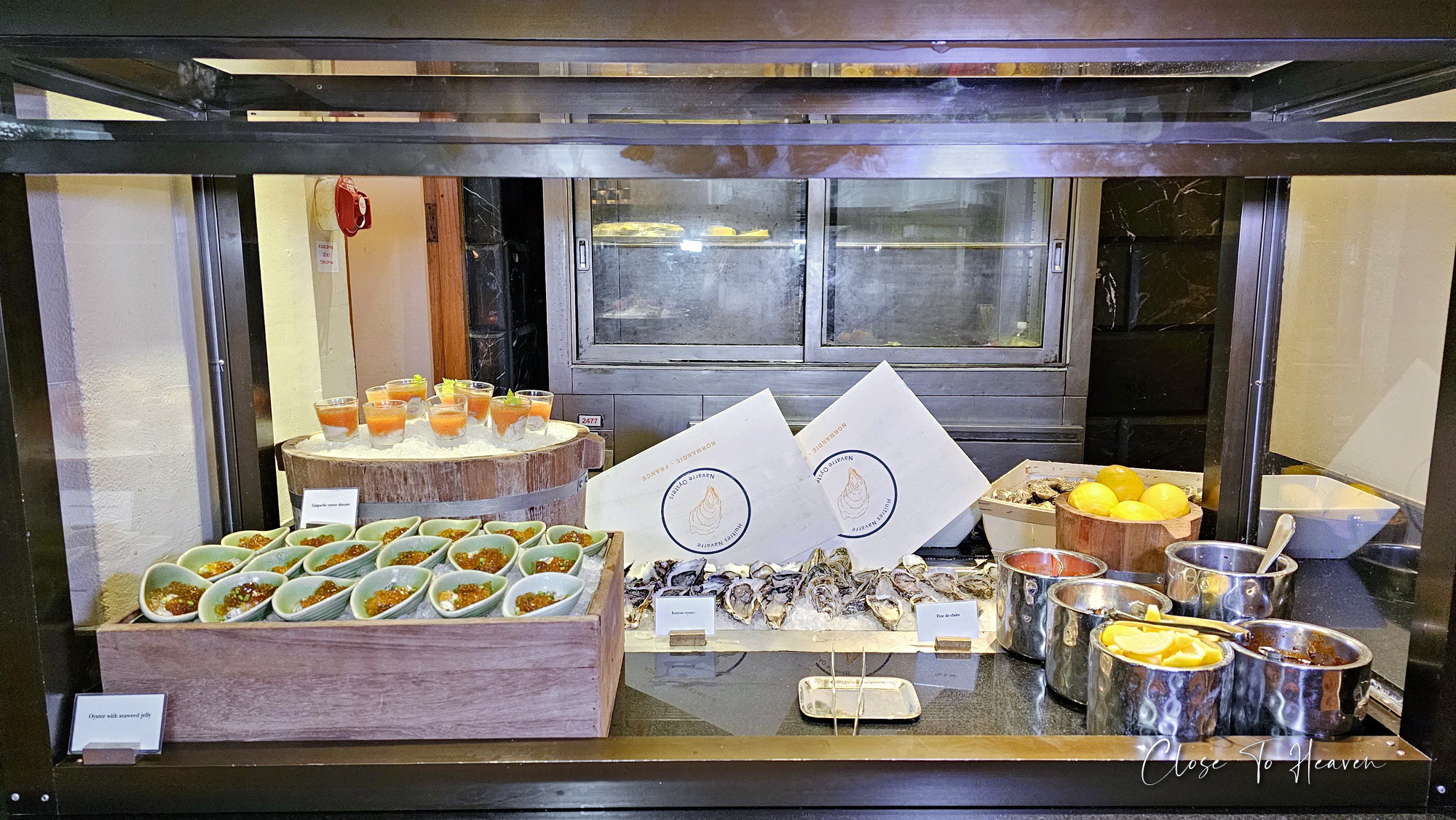 Sunday Lunch Buffet | Grand Hyatt Erawan Bangkok