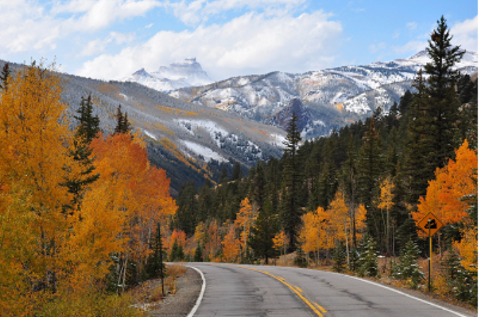 http://prezi.com/ur-qiyjf9xpn/words-to-describe-colorado/