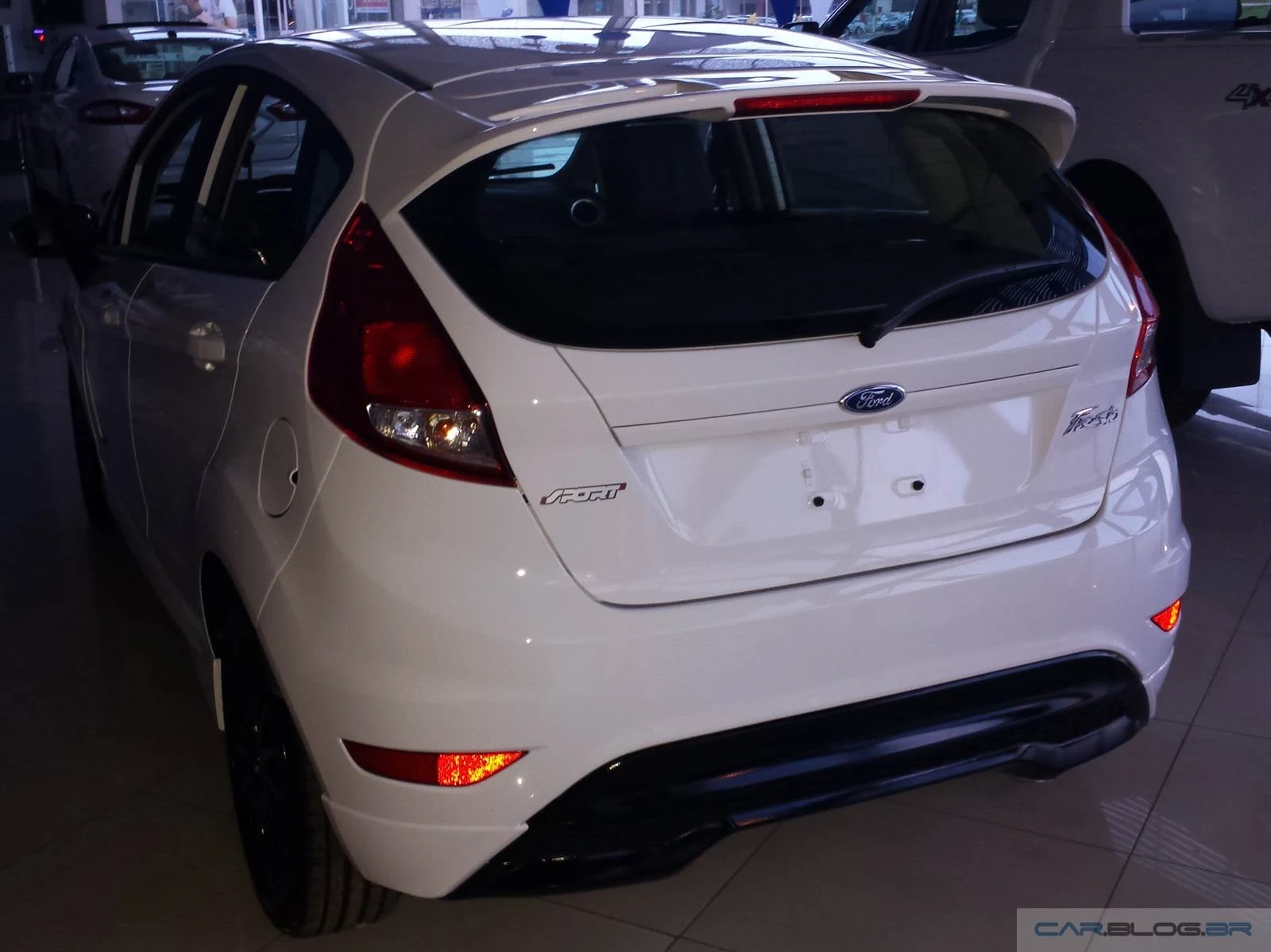 New Fiesta Sport 2016 - Branco