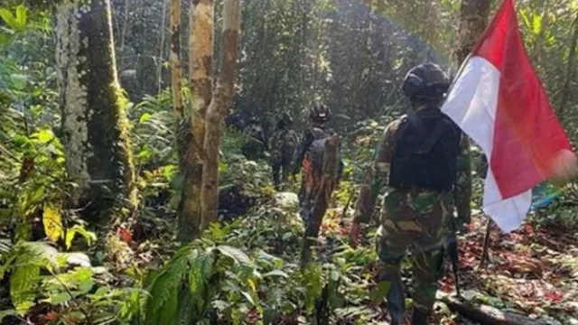 6 Hari Susuri Rimba Papua, Prajurit Kostrad TNI Temukan Bukti NKRI