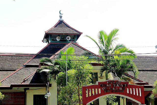 Masjid Unik di Bandung