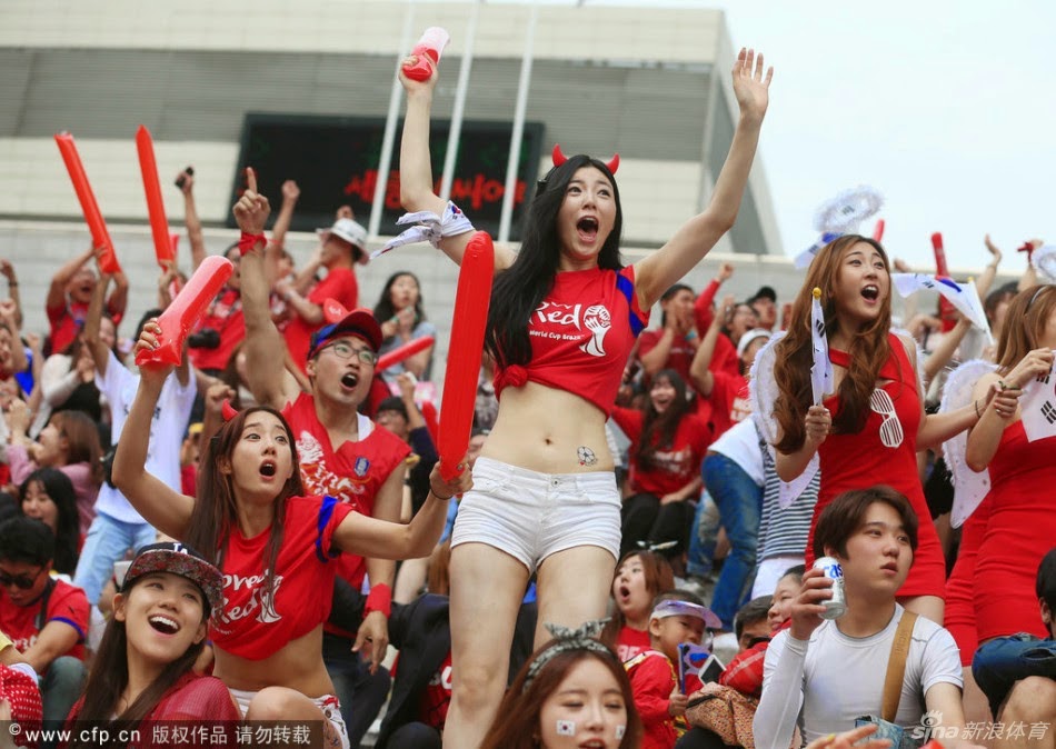 Bikin Ngiler, Suporter Korea Selatan yang Cantik dan Hot di Piala Dunia 2014