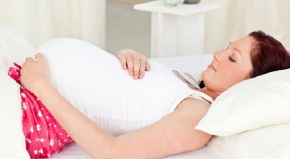 Alasan Ibu Hamil Tidak Boleh Tidur Terlentang AreaBumil com
