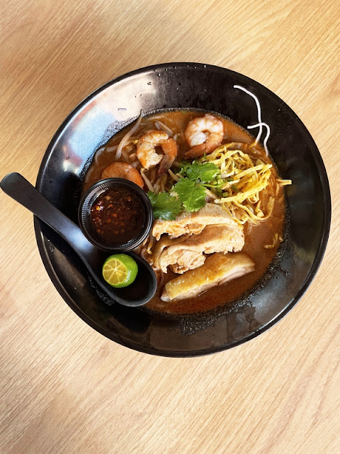 Laksa Sarawak Mui Xin di Lau Ya Keng