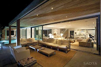 House Design Embraces Indoor-Outdoor Concept As It Multi Level Slope In South Africa House Design Embraces Indoor-Outdoor Concept As It Multi Level Slope In South Africa