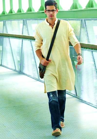 Stylish shalwar kameer  salwar kameez for men 2011-2012 