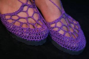 knitted boots