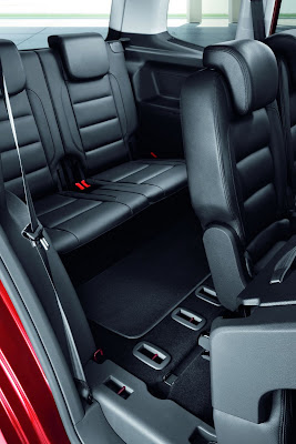 2011 VW Touran facelift 7 seaters interior