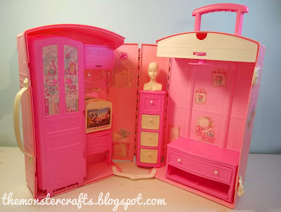 Barbie Travelin house 1995 Inside