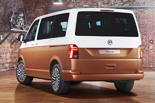 Volkswagen Transporter Multivan (2020) Rear Side