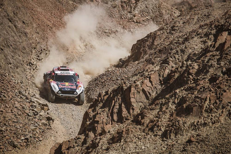 Dakar 2019: Stephane Peterhansel gana la séptima y Al-Attiyah no cede