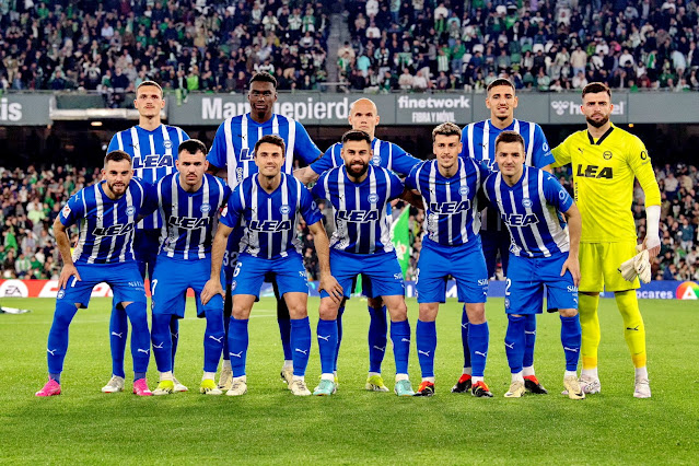 📸DEPORTIVO ALAVÉS 📆18 febrero 2024 ⬆️Rafa Marín, Samu Omorodion, Jon Guridi, Abdel Abqar, Antonio Sivera. ⬇️Luis Rioja, Álex Sola, Ander Guevara, Rubén Duarte, Antonio Blanco, Gorosabel. REAL BETIS BALOMPIÉ 0 🆚 DEPORTIVO ALAVÉS 0 Domingo 18/02/2024, 21:00 horas. Campeonato de Liga de 1ª División, jornada 25. Sevilla, estadio Benito Villamarín: 43.514 espectadores. GOLES: ⚽No hubo.