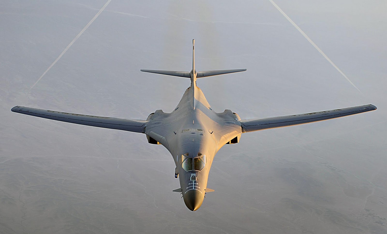 Read Fresh Medical News: B-1 Bomber Wallpaper