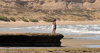 La Piedra Guacha, Playa de Puerto Pirámides