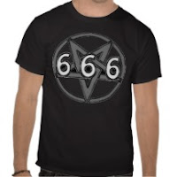 Messages subliminaux sataniques sur les t-shirts : ATTENTION!!!