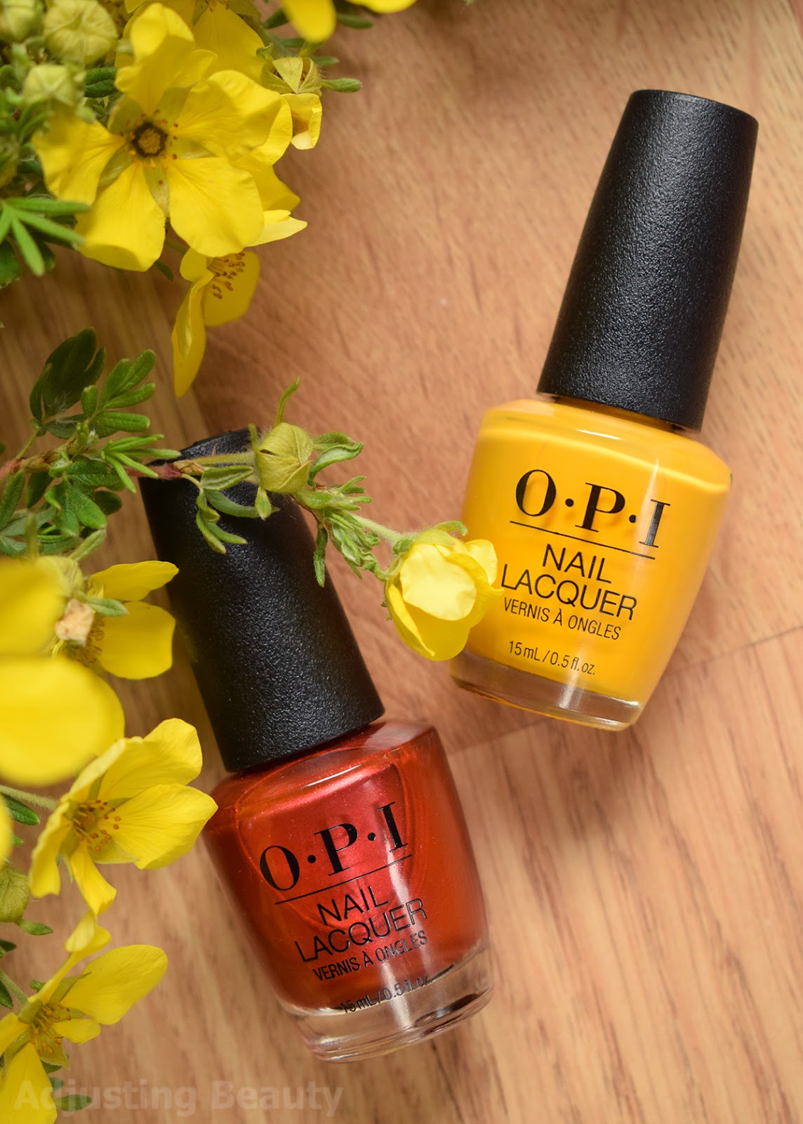 opi Hopelessly Devoted to OPI (middle nail) vs A Great Opera-tunity  (pointer nail)vs I'll Have a… | Opi nail polish colors, Short acrylic nails  designs, Fancy nails