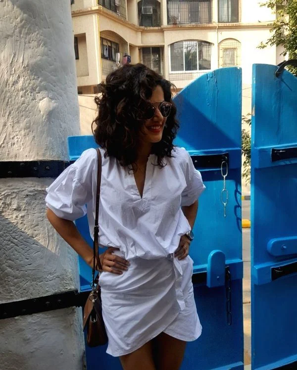 Hindi Actress Taapsee Pannu Hot Photos In White Top
