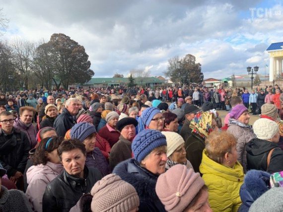 Сліз не стримує ніхто: прощаються із Денисом Чаленком, якого знайшли мертвим на коліях