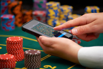 Pertempuran Android vs iPhone di Ruang Perjudian - Kesalahan Umum Pemula di Karibia Stud Poker