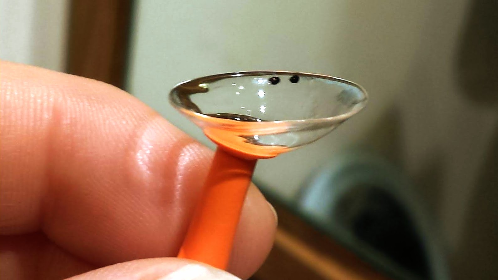Scleral lens for keratoconus