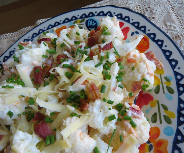 Creamy Loaded Fauxtato Salad