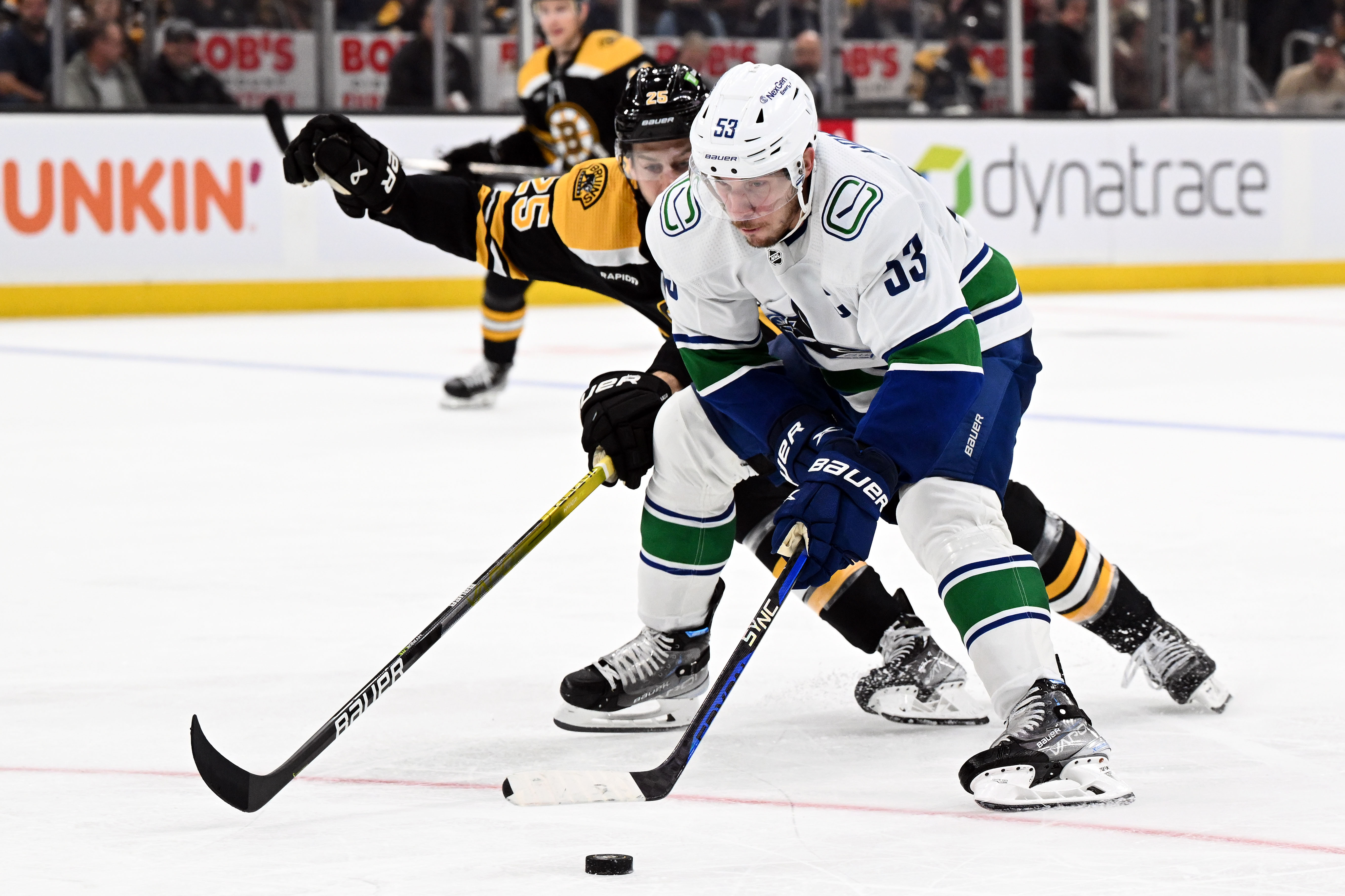 NHL Rumour Roundup: Bo Horvat trade talks 'intensified this week