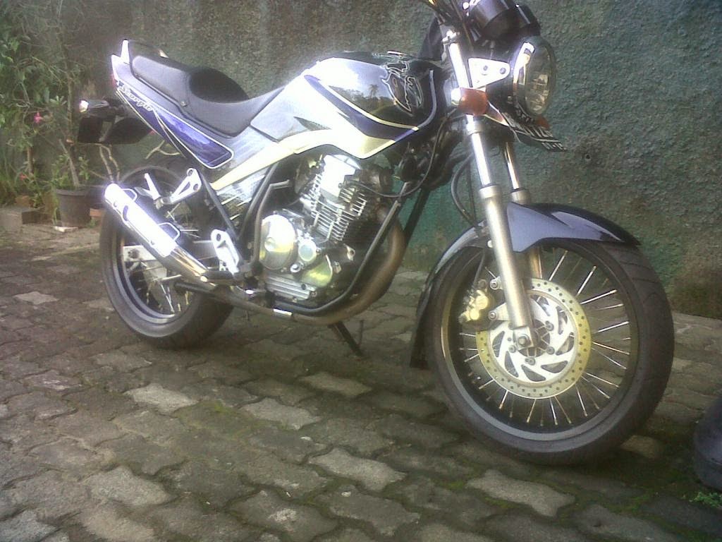 FOR Sale Yamaha Scorpio Th 2005 LAPAK MOBIL DAN MOTOR  BEKAS