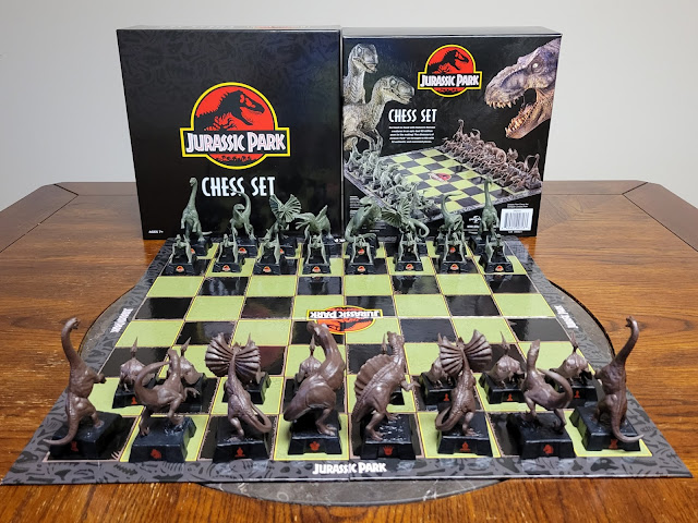 Noble Collection Jurassic Park Chess
