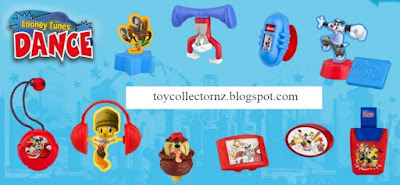 McDonalds Looney Tunes Dance Happy Meal Toys 2011 Bling Ring  Flashing Hip Clip  Body Beat Pendant  Wrist Dance Pod