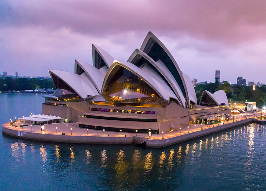 Travel Expectations Vs Reality (20+ Pics) - Visiting The Sydney Opera House, Australia