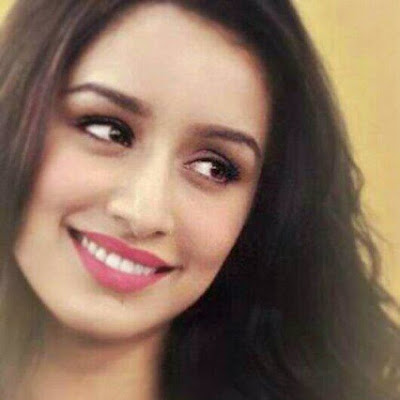 Bollywood Actress Shraddha Kapoor Hd Wallpaper 11